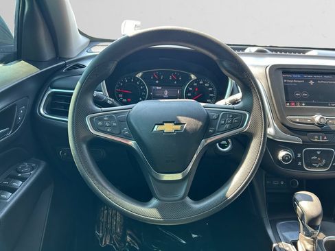 Used 2022 Chevrolet Equinox LT FWD image 22