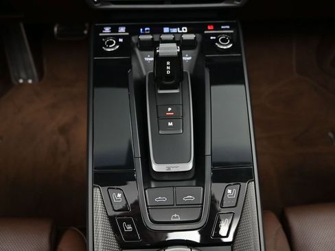 Certified 2022 Porsche 911 Carrera GTS RWD image 17