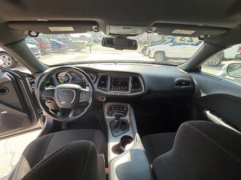 Used 2023 Dodge Challenger R/T RWD image 10