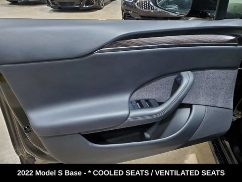 Used 2022 Tesla Model S AWD/4WD image 8