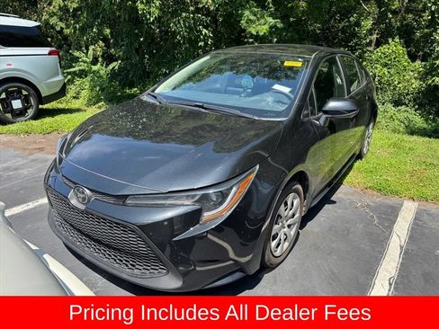 Used 2022 Toyota Corolla LE FWD image 10
