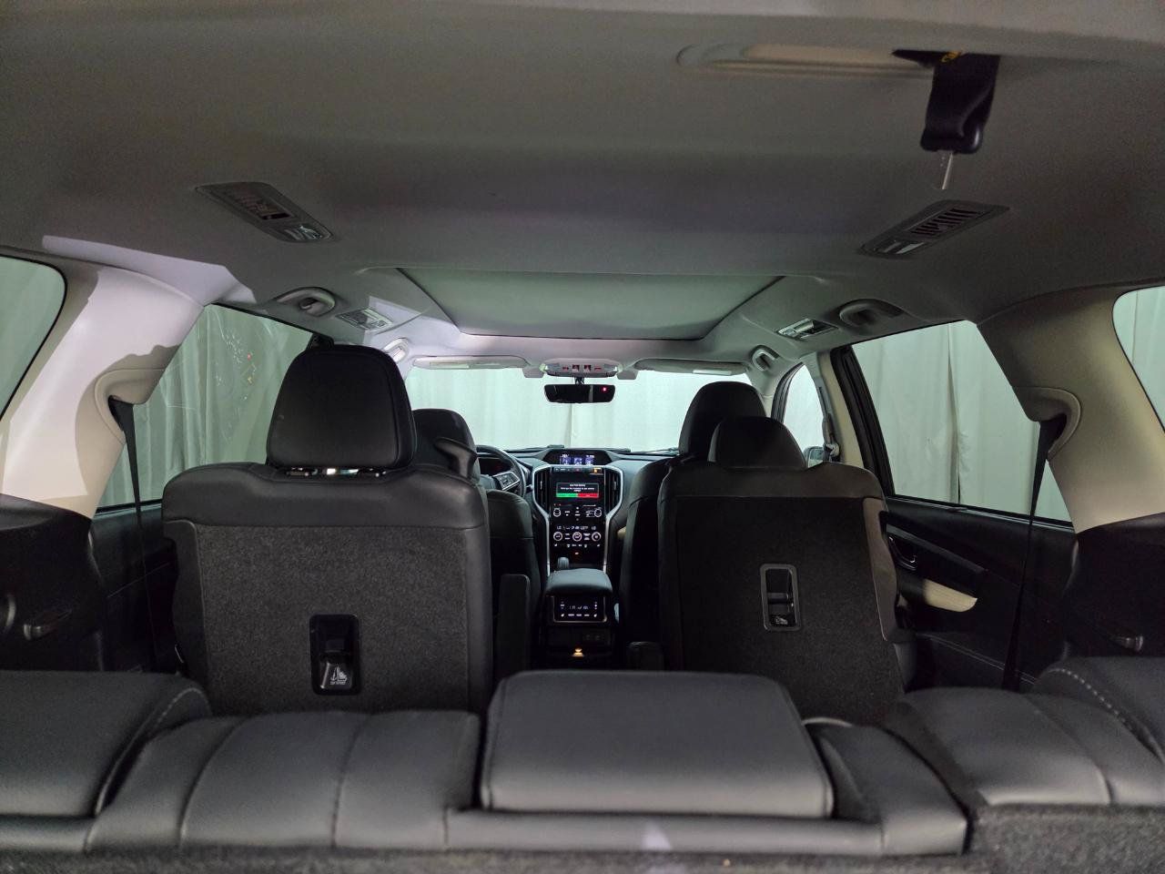 Used 2021 Subaru Ascent Limited w/ Technology Package AWD/4WD image 8