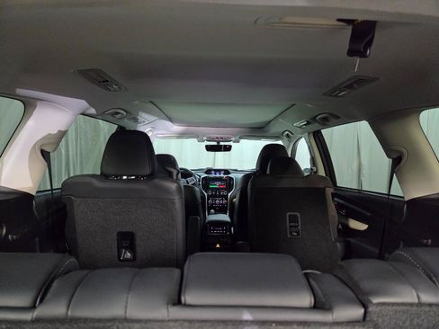 Used 2021 Subaru Ascent Limited w/ Technology Package AWD/4WD image 8