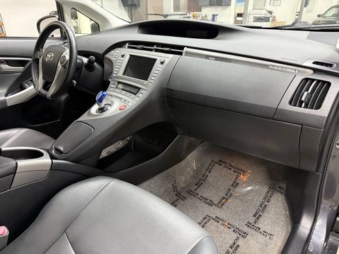 Used 2012 Toyota Prius Prime Advanced FWD image 18