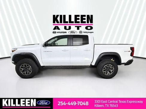 Used 2023 Chevrolet Colorado ZR2 w/ ZR2 Convenience Package III AWD/4WD image 4