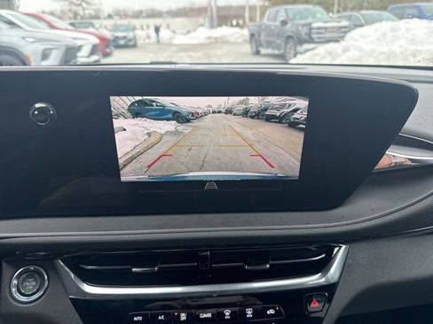 Used 2025 Buick Envista Avenir image 21