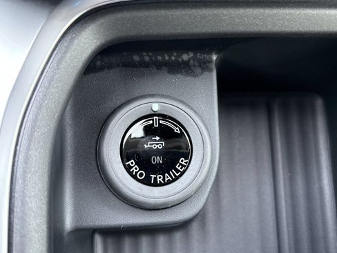 New 2027 Ford Expedition Active RWD image 8