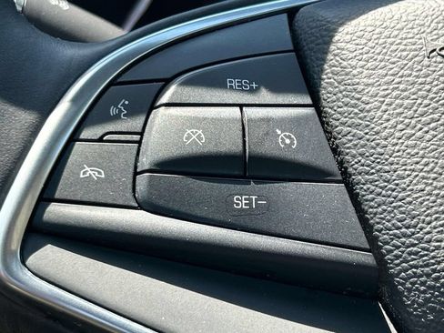 Used 2017 Cadillac XT5 Premium Luxury FWD image 36