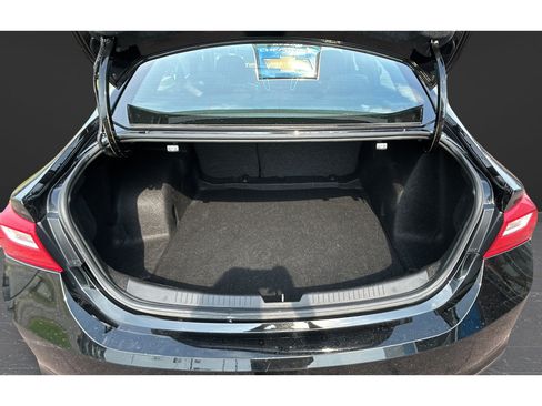 Used 2023 Chevrolet Malibu LT FWD image 19