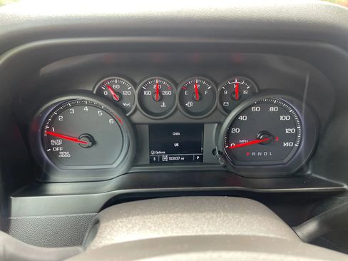 Used 2020 Chevrolet Silverado 1500 Custom w/ Custom Value Package image 16