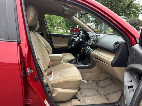 Used 2012 Toyota RAV4 4WD w/ Value Pkg image 11