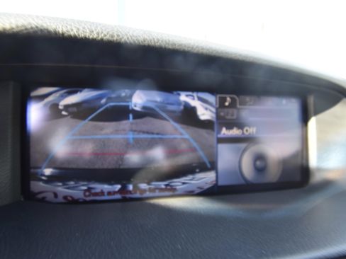 Used 2013 Lexus LS 460 w/ Comfort Pkg RWD image 18