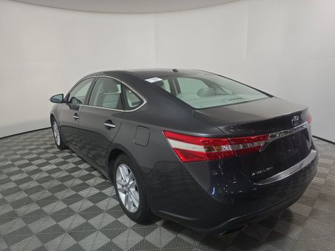 Used 2014 Toyota Avalon XLE Premium image 6