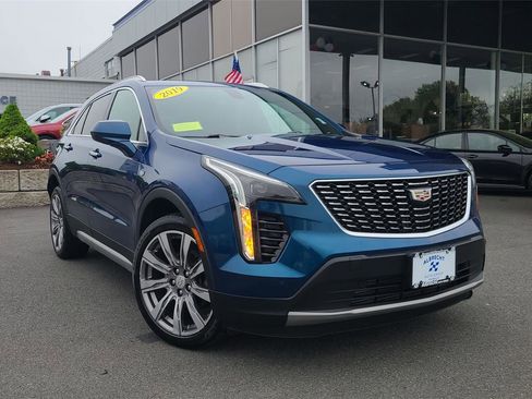 Used 2019 Cadillac XT4 Premium Luxury AWD/4WD image 1