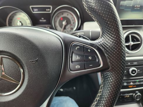 Used 2015 Mercedes-Benz CLA 250 image 23