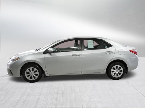 Used 2014 Toyota Corolla L image 4