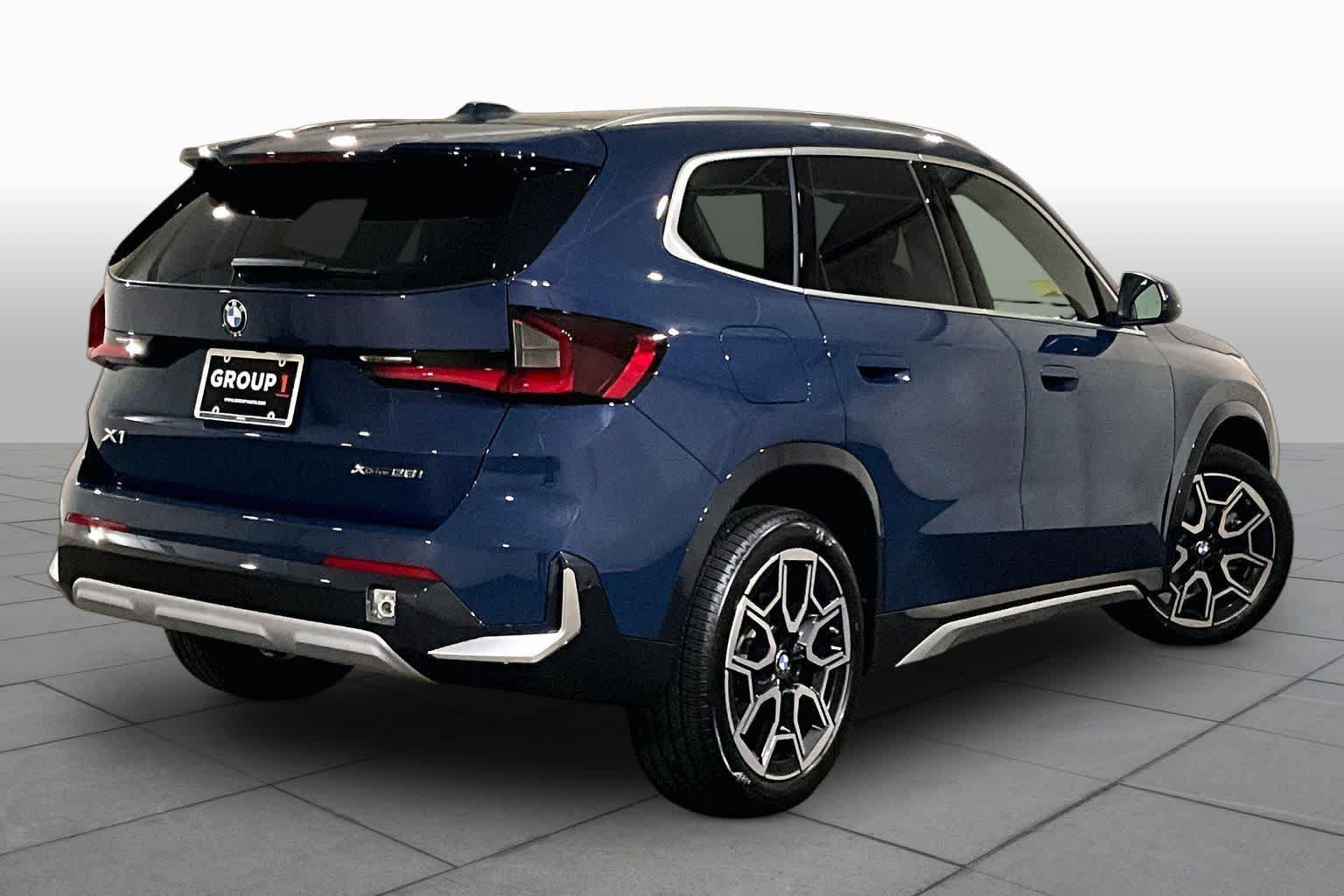 Used 2026 BMW X1 xDrive28i w/ Convenience Package AWD/4WD image 12