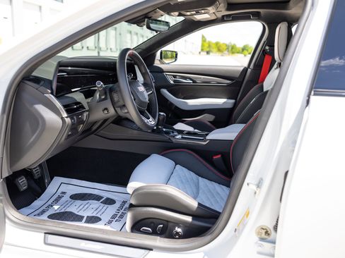 Used 2026 Cadillac CT5 V Blackwing RWD image 38