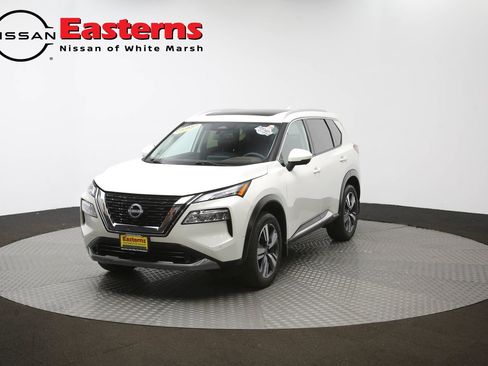 Used 2023 Nissan Rogue SL w/ SL Premium Package image 57