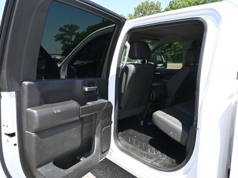 Used 2024 GMC Sierra 2500 Pro w/ Convenience Package AWD/4WD image 17