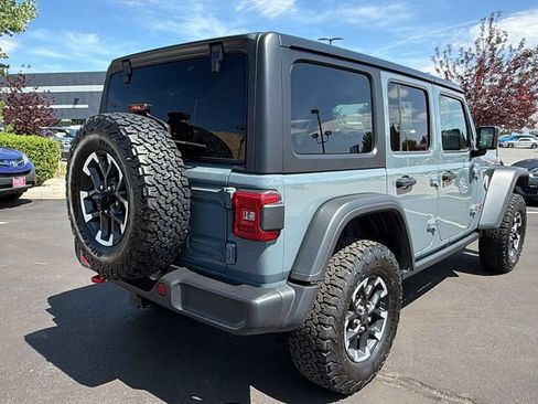 Used 2026 Jeep Wrangler Unlimited Rubicon AWD/4WD image 3