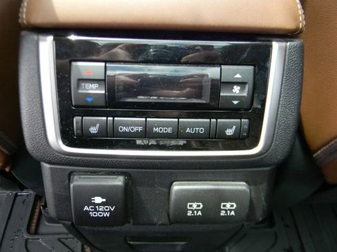 Used 2020 Subaru Ascent Touring AWD/4WD image 24