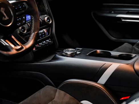 Used 2022 Ford Mustang Shelby GT500 w/ Technology Package image 56