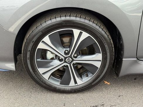 Used 2022 Nissan Leaf SL Plus FWD image 7