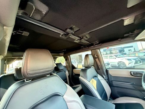 Used 2024 Ford Bronco Wildtrak AWD/4WD image 27