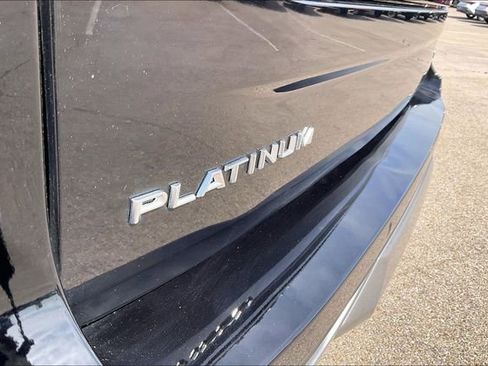 Used 2025 Ford Expedition Max Platinum AWD/4WD image 7