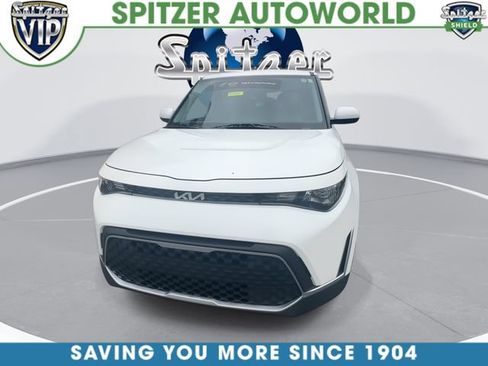 Certified 2023 Kia Soul LX w/ LX Technology Package FWD image 3