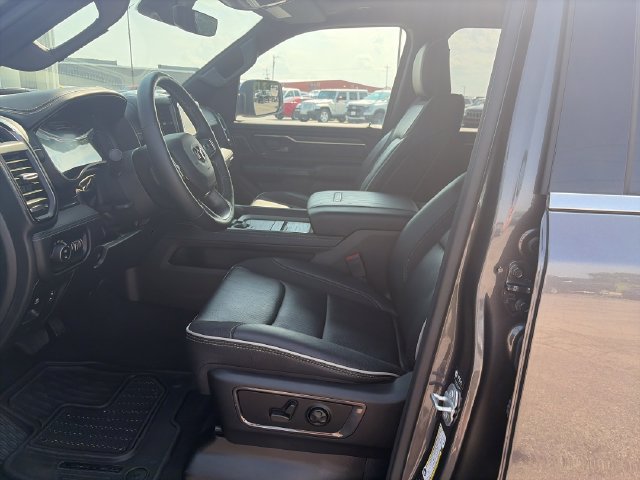 Used 2026 RAM 1500 Limited AWD/4WD image 9