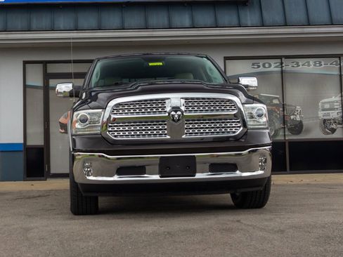 Used 2016 RAM 1500 Laramie w/ Convenience Group image 12
