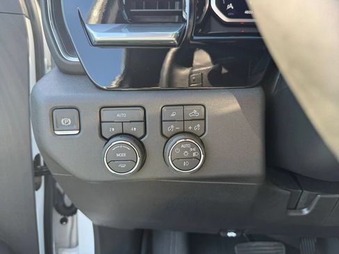 Used 2026 Chevrolet Silverado 1500 RST w/ Redline Edition AWD/4WD image 38