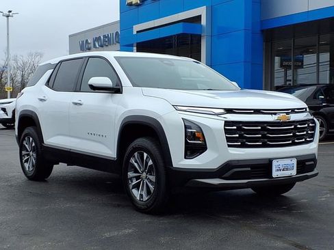 New 2026 Chevrolet Equinox LT w/ Convenience Package II image 2