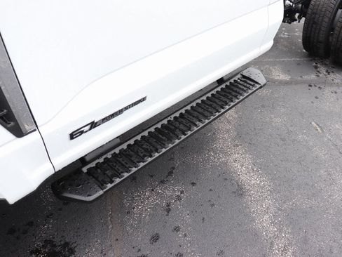 New 2026 Ford F350 XL AWD/4WD image 10