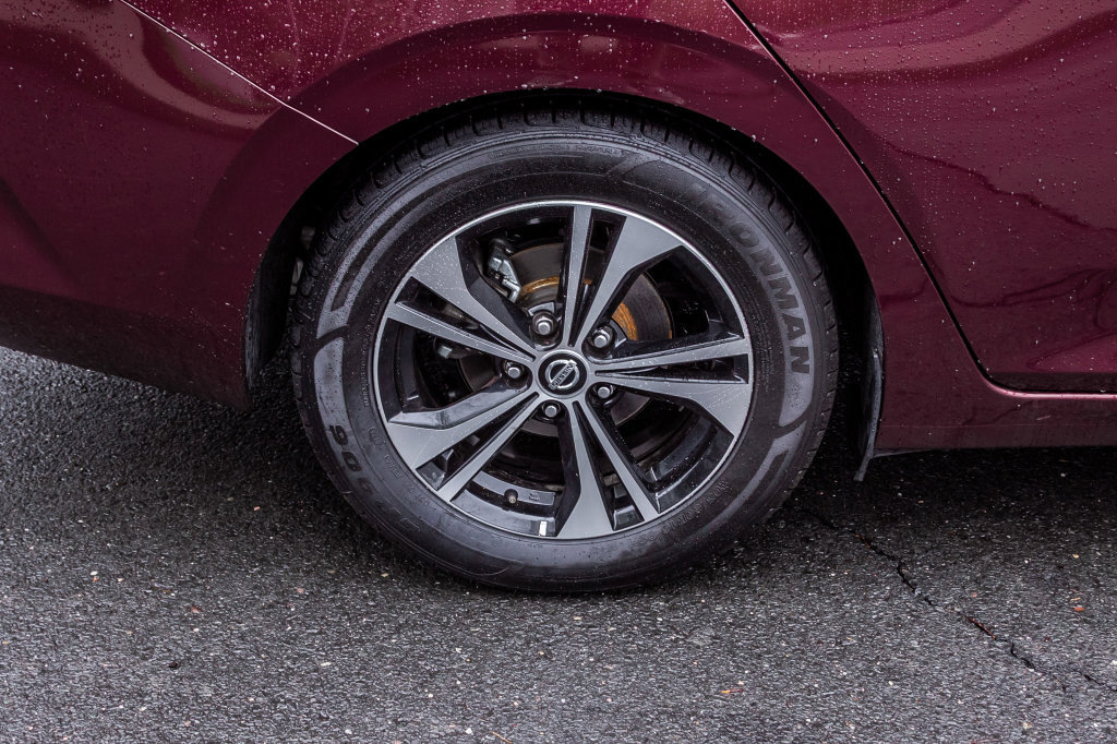 Used 2023 Nissan Sentra SV FWD image 5