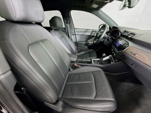 Used 2019 Audi Q3 2.0T Premium Plus AWD/4WD image 28