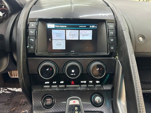 Used 2016 Jaguar F-TYPE R image 28