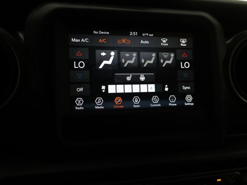 Used 2023 Jeep Gladiator Sport AWD/4WD image 43