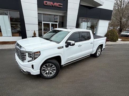 Used 2022 GMC Sierra 1500 Denali image 2