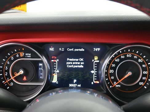 Used 2023 Jeep Gladiator Rubicon w/ LED Lighting Group AWD/4WD image 12