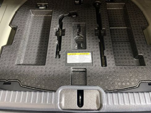 Certified 2024 Lexus ES 350 w/ Premium Package image 30