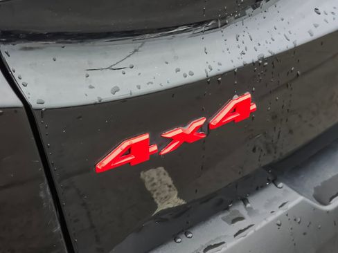 Used 2023 Jeep Renegade Latitude w/ Sun/Sound Group image 27