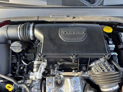 Used 2025 Jeep Compass Trailhawk image 31