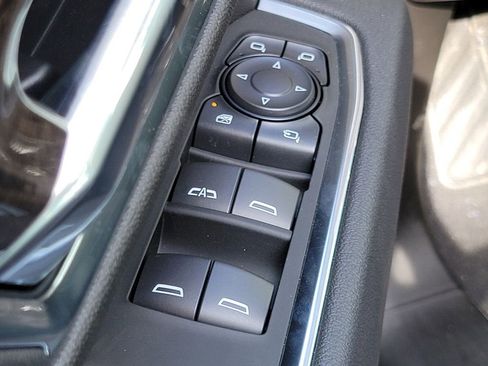 New 2025 Chevrolet Silverado 3500 LT w/ Safety Package image 17