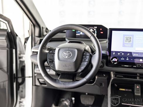Used 2026 Toyota bZ AWD/4WD image 39