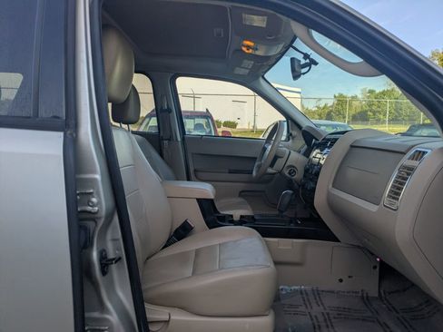 Used 2012 Ford Escape Limited AWD/4WD image 15