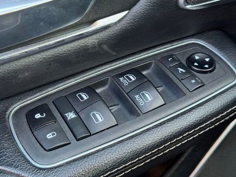 Used 2021 RAM 1500 Laramie image 8