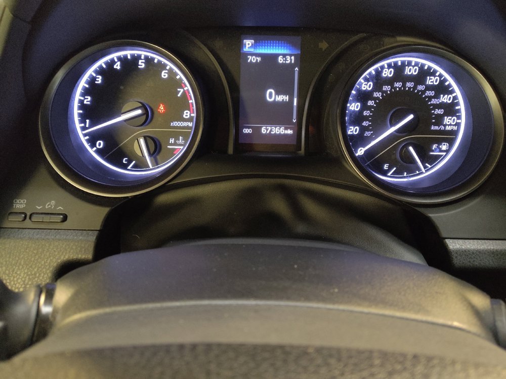 Used 2023 Toyota Camry SE FWD image 23